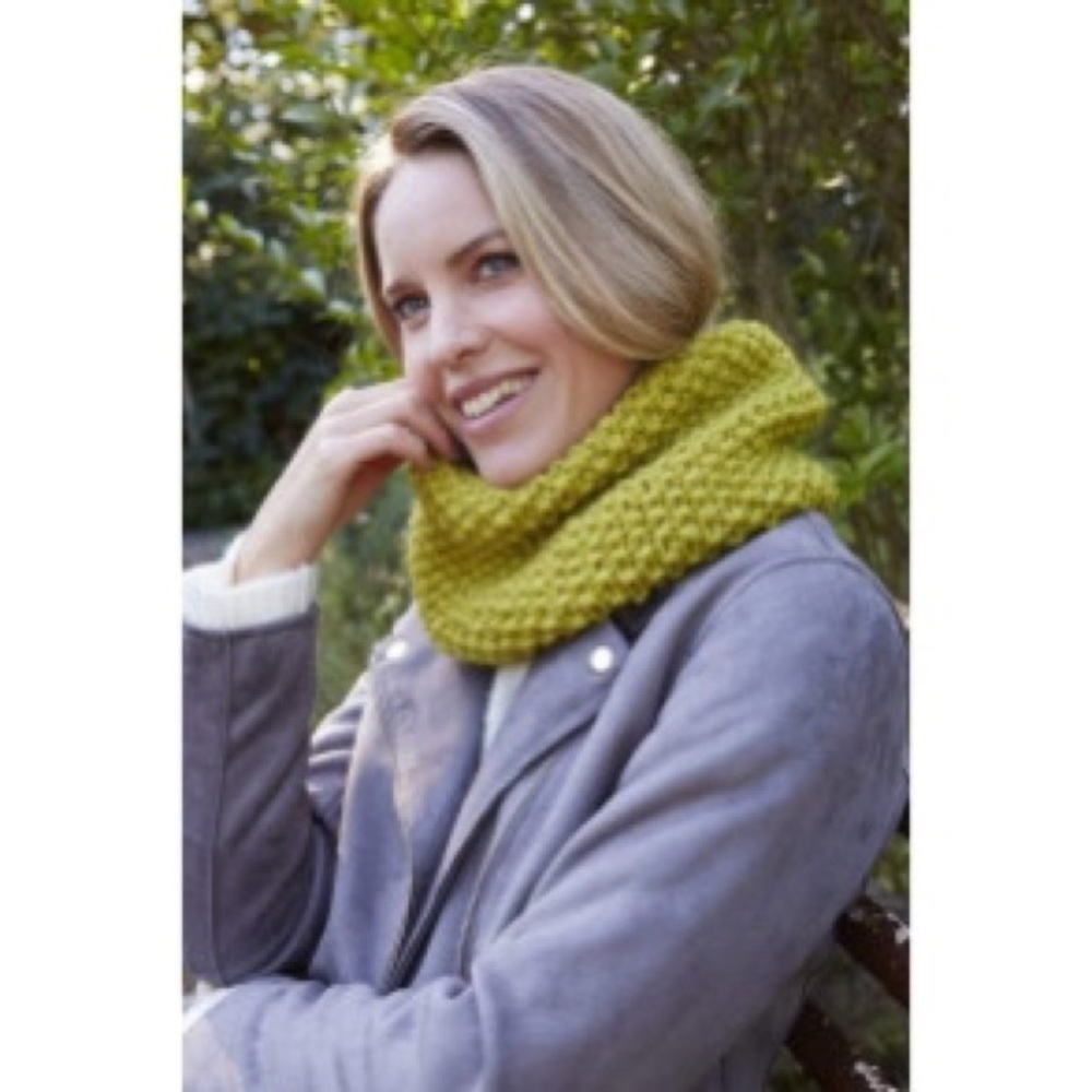 Grey Chunky Knit Snood